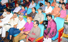 Audience : Debashish Bhattacharya (Guiter) with Sugato Nag (Sitar)